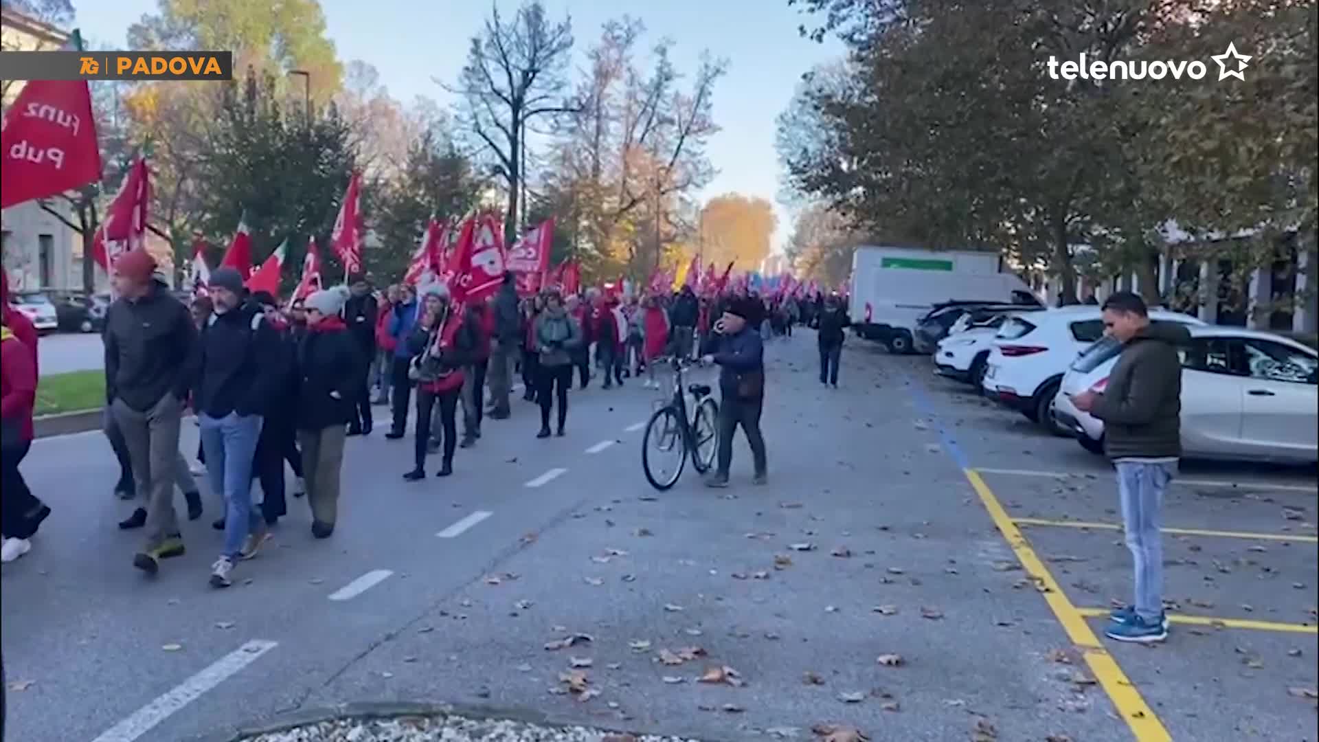 Sciopero Dei Sindacati: Migliaia In Corteo In Città VIDEO | TgPadova ...